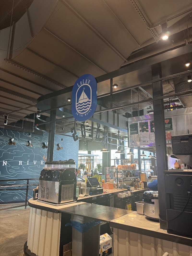 Lolo’s on the Water